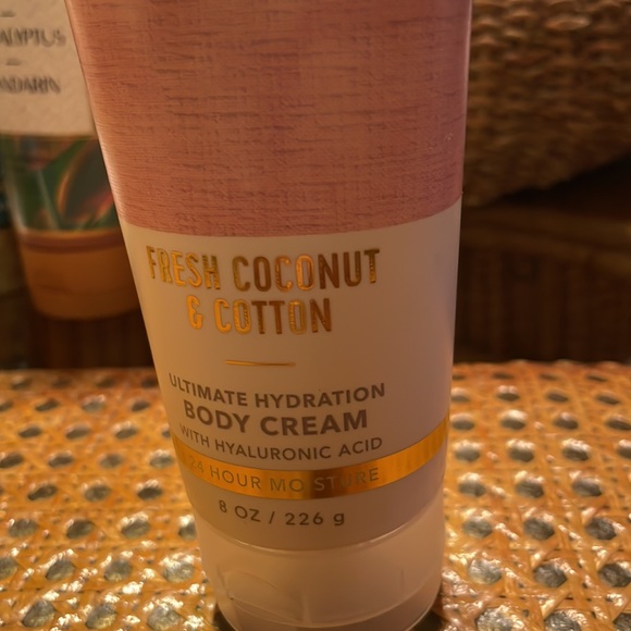 Bath & Body Works Body Cream - Picture 4 of 4